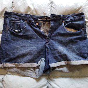 Universal Thread Jean Shorts